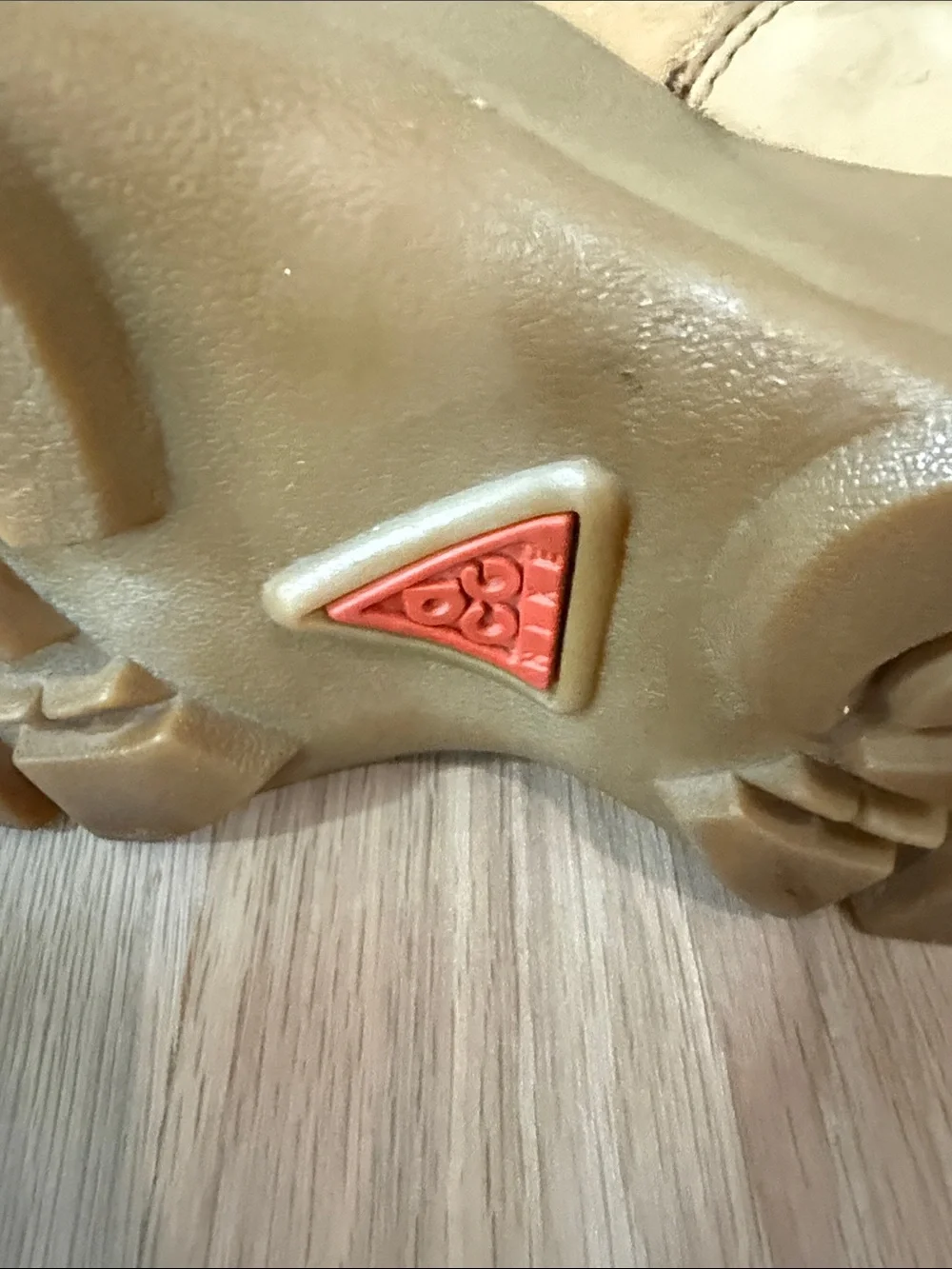 Vintage 1996 Nike ACG Air Hiking Boots Wheat Tan Men's Size 12